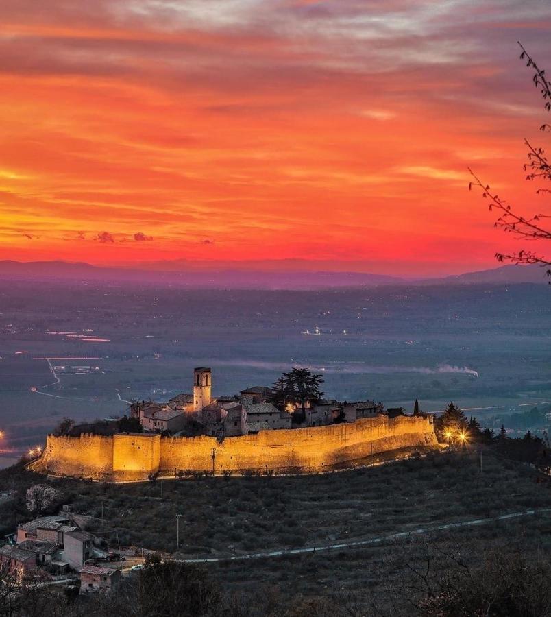 Il Castello Di Campello Campello sul Clitunno Exterior foto