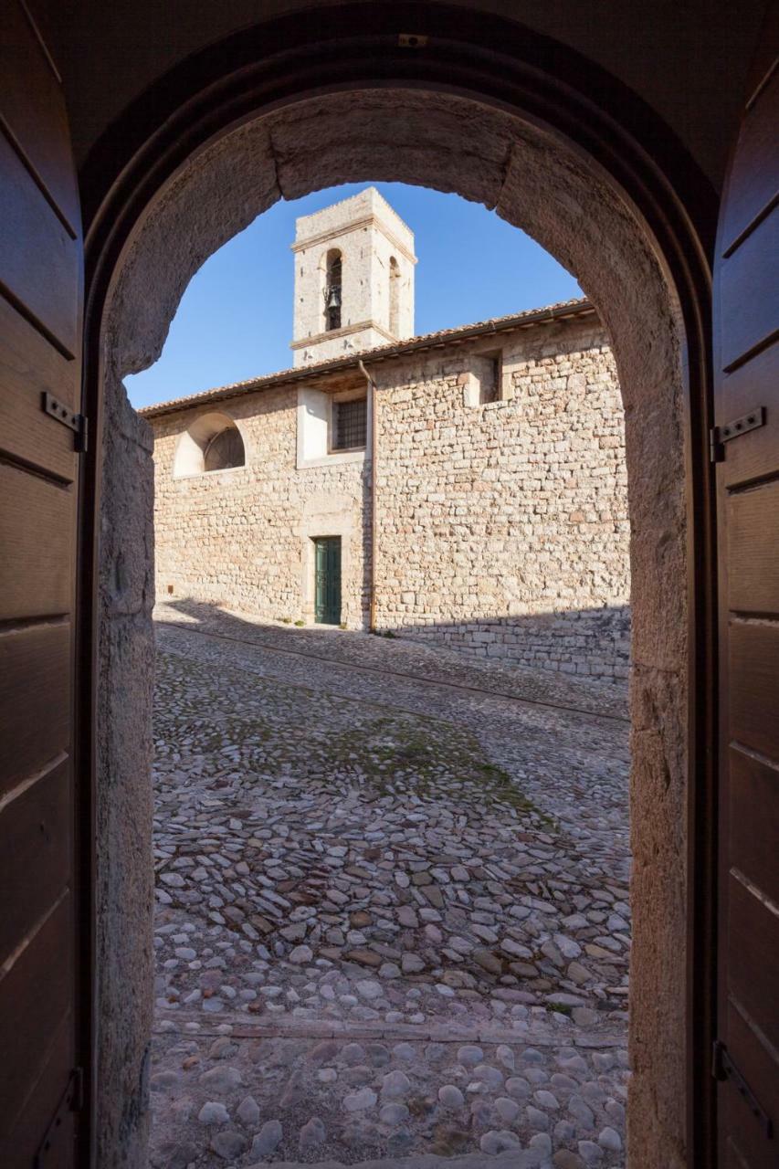 Il Castello Di Campello Campello sul Clitunno Exterior foto